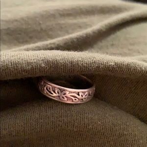 Beautiful sterling silver ring